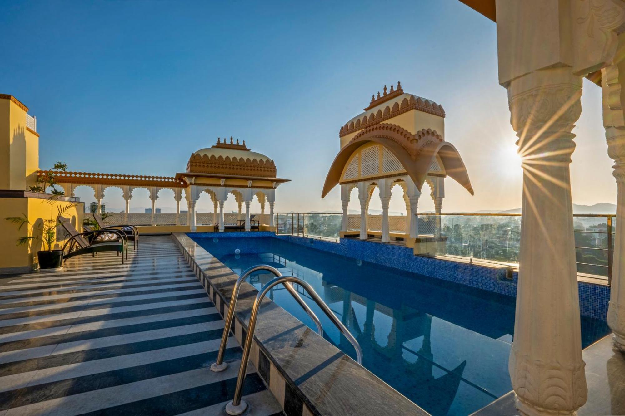 Sterling Balicha Udaipur Hotel Bagian luar foto
