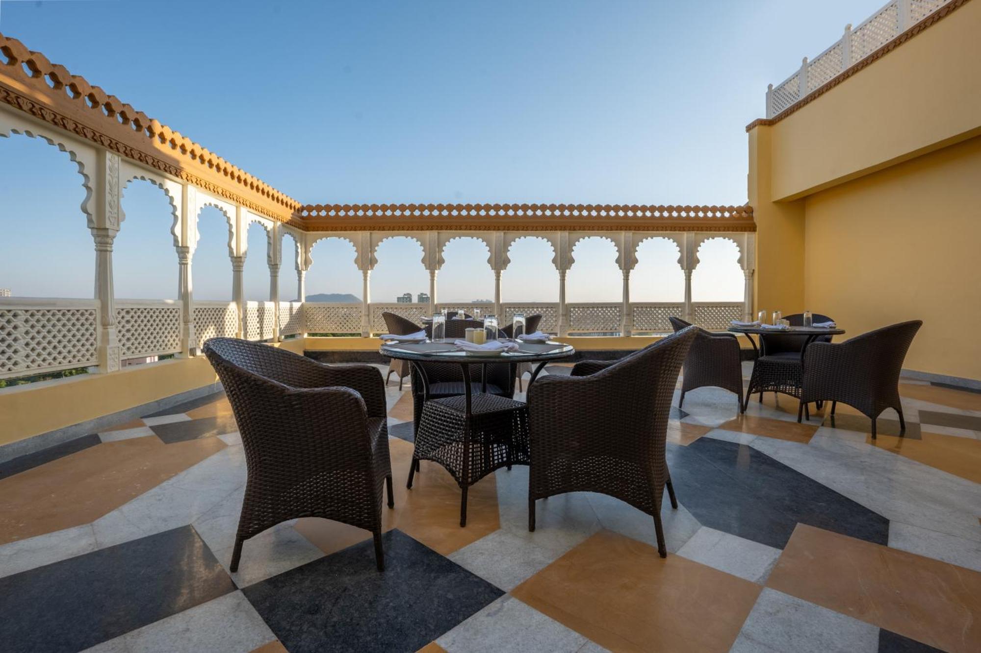 Sterling Balicha Udaipur Hotel Bagian luar foto