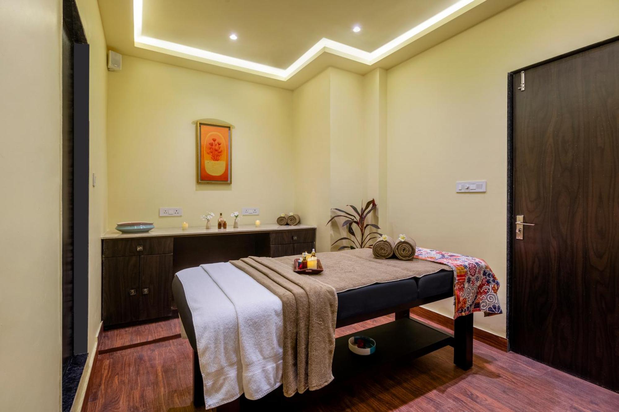 Sterling Balicha Udaipur Hotel Bagian luar foto