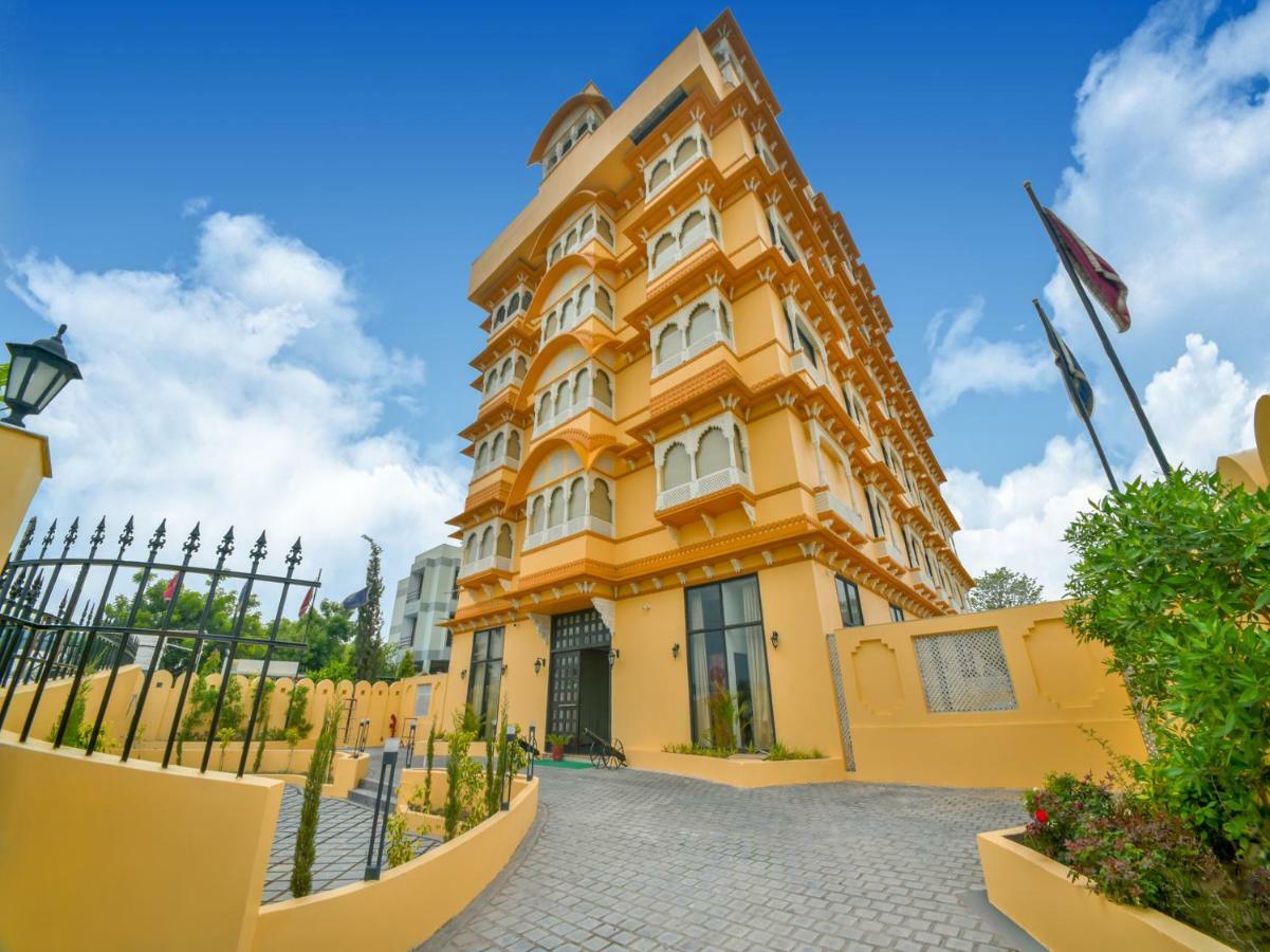 Sterling Balicha Udaipur Hotel Bagian luar foto